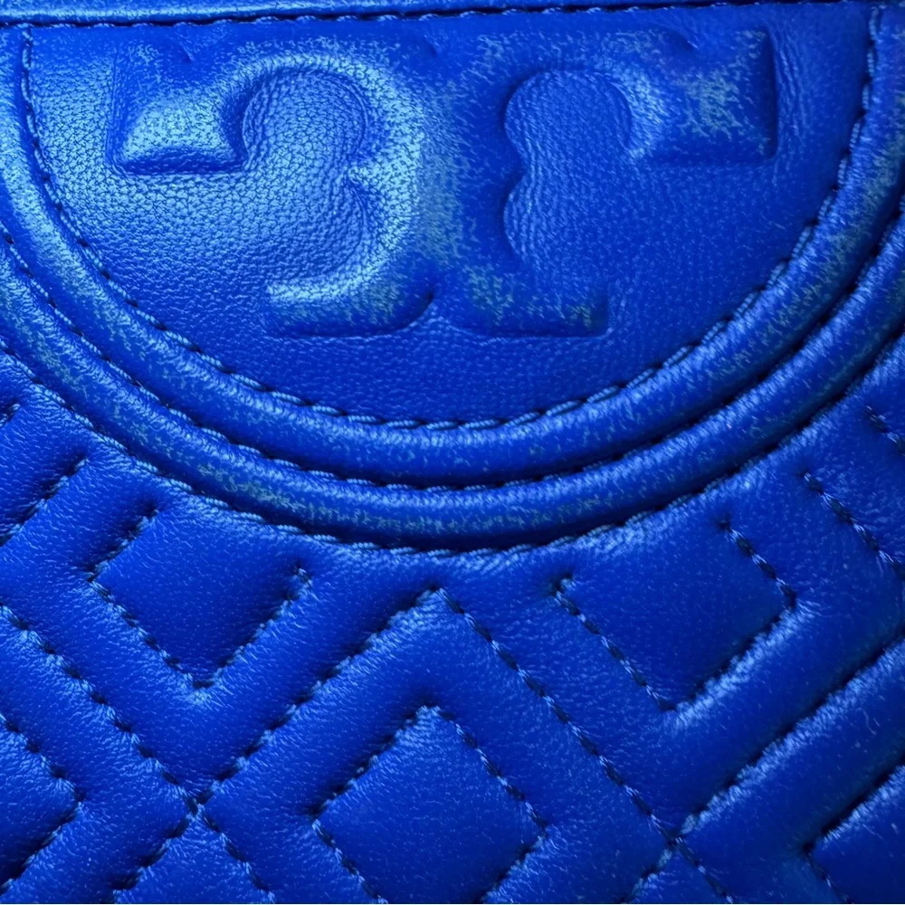 Tory Burch Fleming Soft Zip Continental Wallet in Blue - Picture 3 of 8